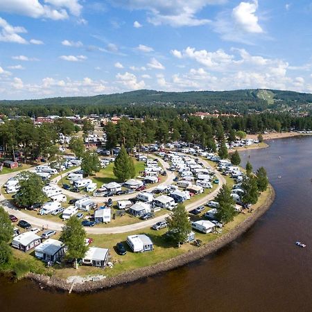ホテル First Camp Siljansbadet - Raettvik エクステリア 写真