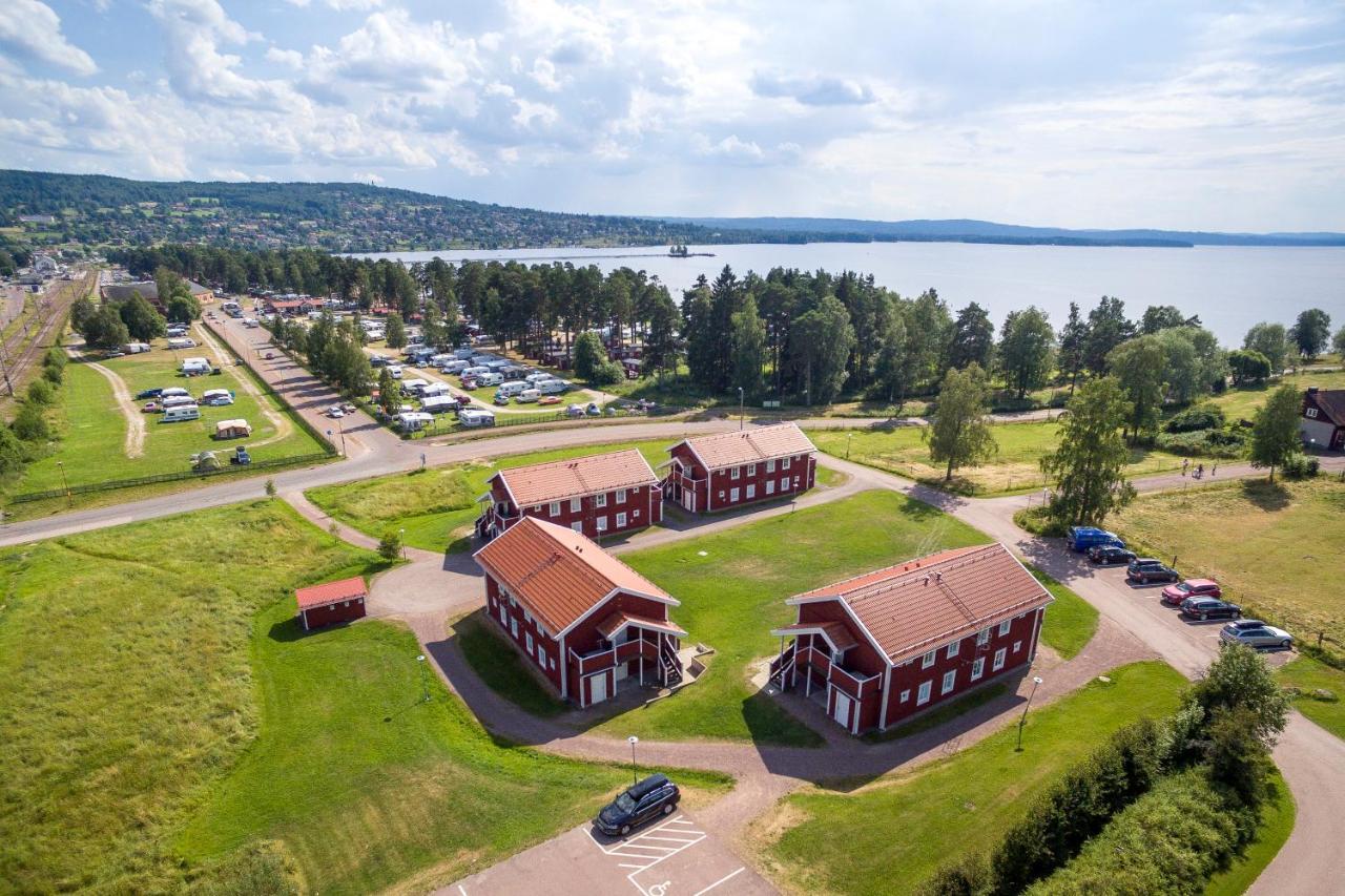 ホテル First Camp Siljansbadet - Raettvik エクステリア 写真