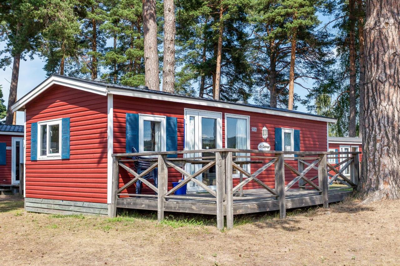 ホテル First Camp Siljansbadet - Raettvik エクステリア 写真