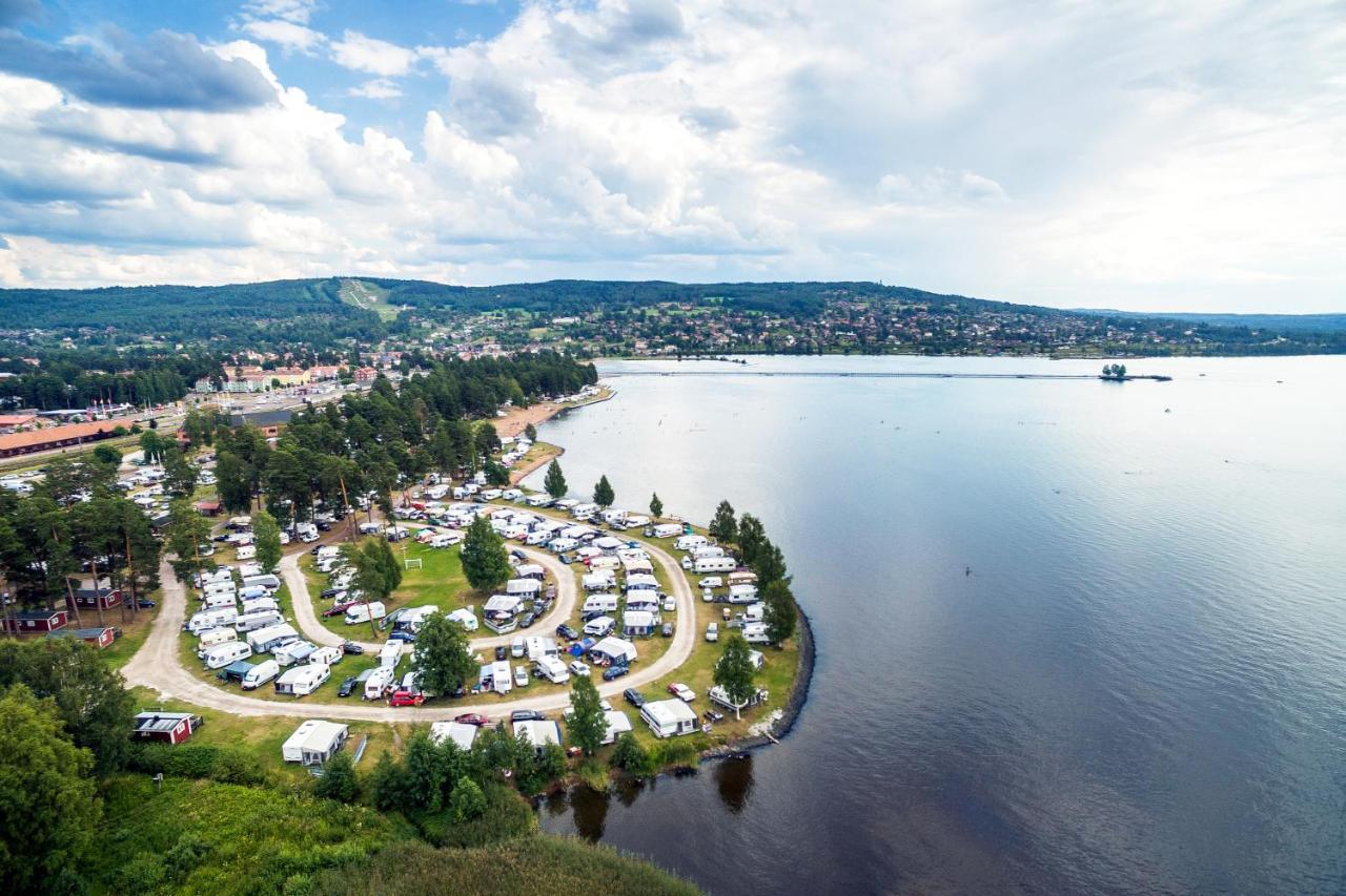 ホテル First Camp Siljansbadet - Raettvik エクステリア 写真