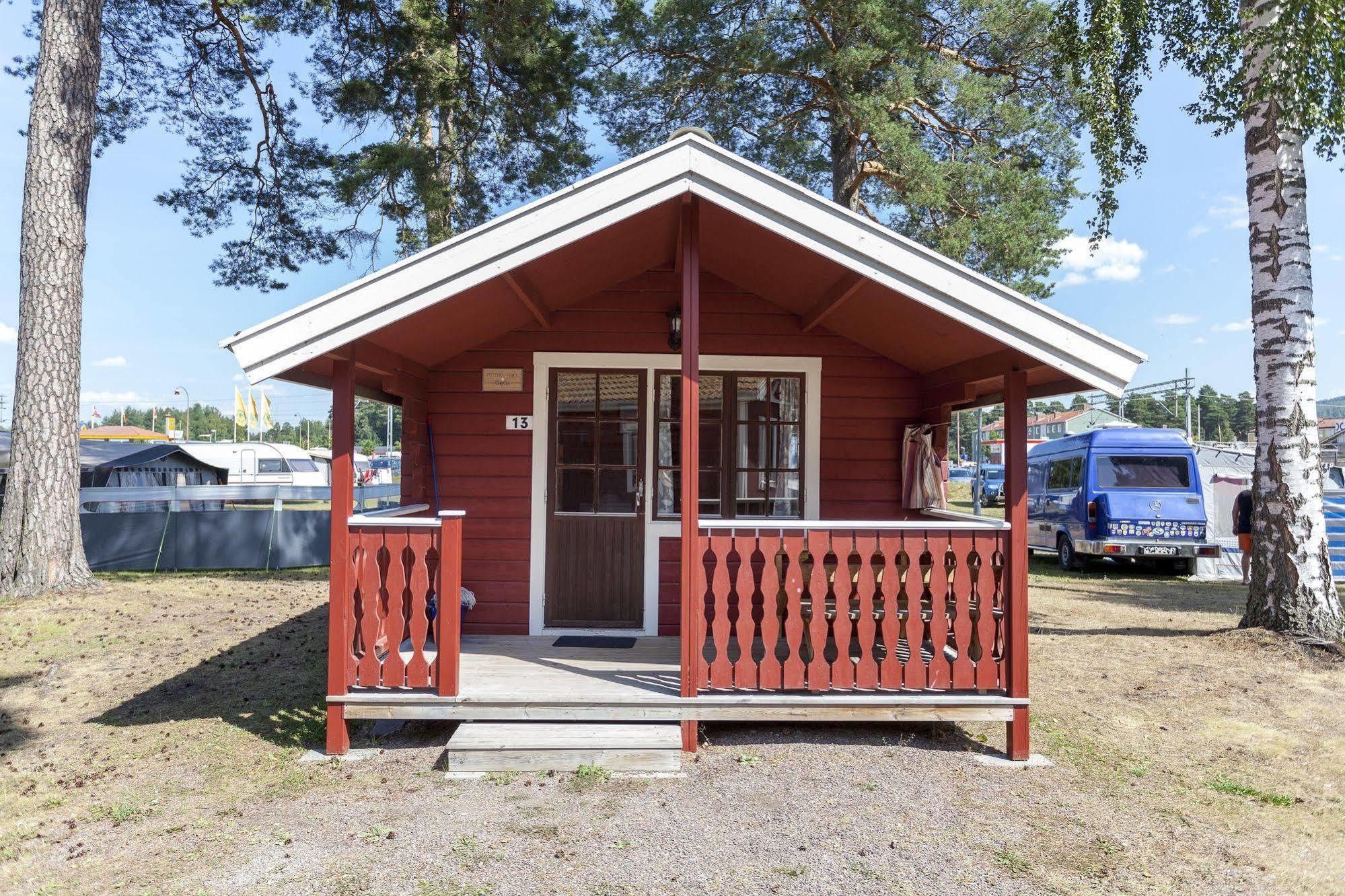 ホテル First Camp Siljansbadet - Raettvik エクステリア 写真